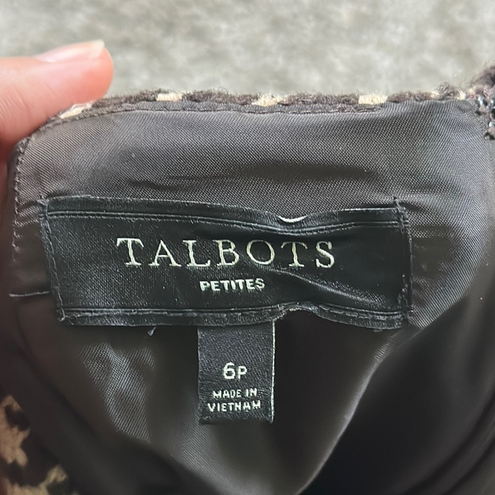 Talbots Petites Tan/Black Houndstooth Mini Skirt Size 6P - Picture 4 of 8
